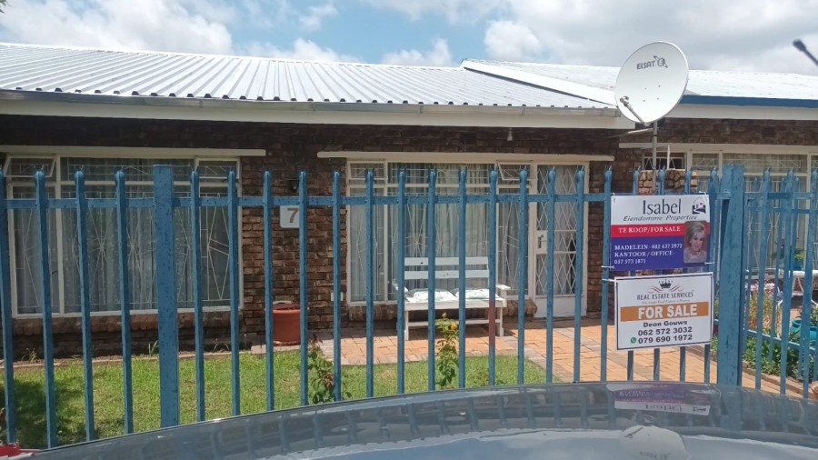 2 Bedroom Property for Sale in Hennenman Free State